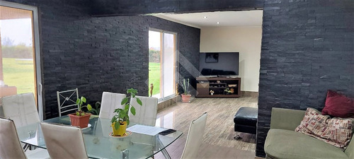 Casa En Venta En Isla De Maipo
