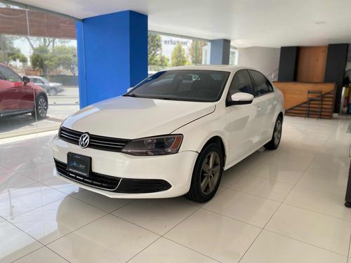 Volkswagen Jetta 2.5 Style 5vel Mt