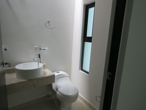 Casatuya, Casa En Venta En San Gerardo Modelo Viena. Aguasca