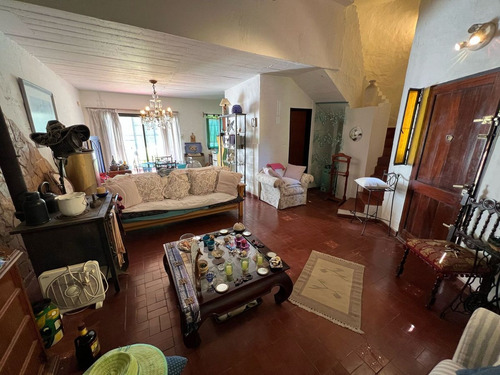 Casa En Barrio Parque Alvear I Con Pileta