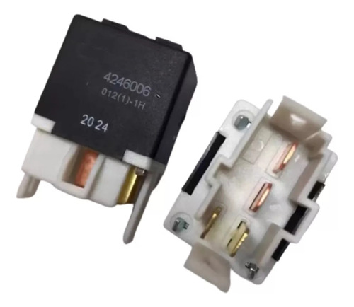 Relé Automotriz B4b5-18-82l1 / 056800-1140 De 12 V 4 Pines