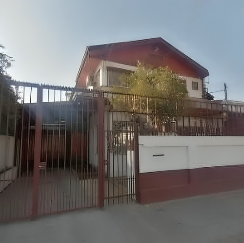 Amplísima Propiedad Bodega Y Oficinas En Planta Libre.