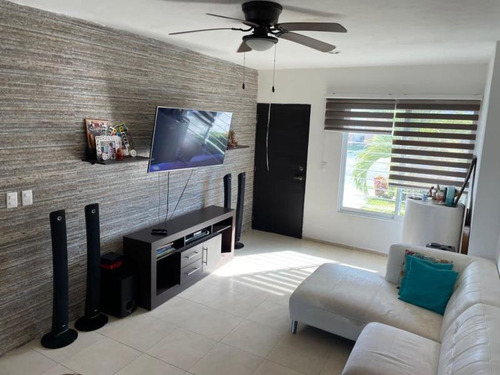 Imagen 2 de 9 de Casa Sola En Renta Gran Santa Fe