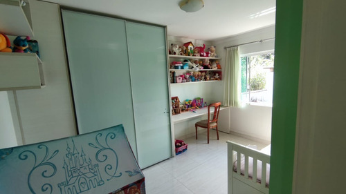Lindo Sobrado No Costa E Silva | 1 Suíte + 2 Dormitórios | 2 Vagas | Mobiliado| Estuda Permuta - Sa01557 - 68309270