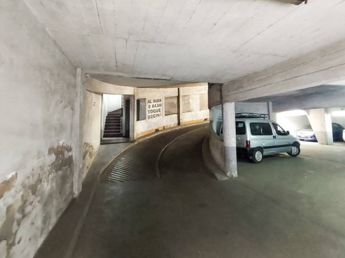 Imagen 8 de 10 de Venta De Cochera En Liniers