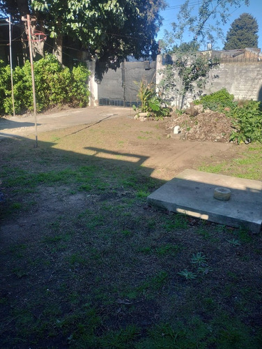 Casa En Venta En G. Catán.