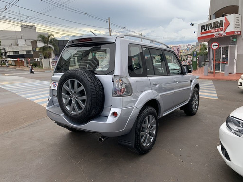 Pajero Tr4 2.0 4x2 Flex Automático