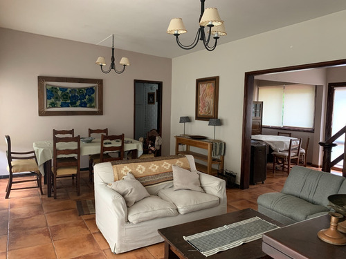 Imagen 3 de 11 de Excelente Casa En Punta Del Este , Pinares A Dos Cuadras De La Playa En Camino A La Laguna
