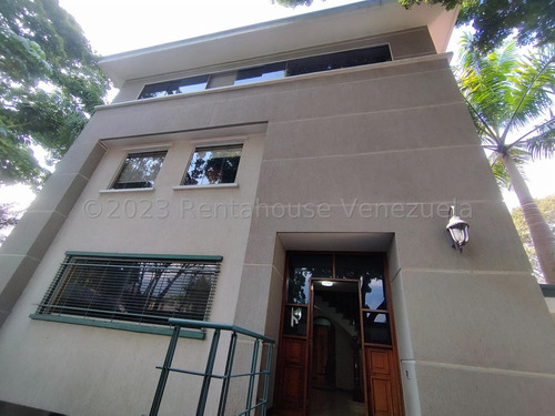 Carlos Hernández Vende Edificio En La Floresta 23-28940 Yf