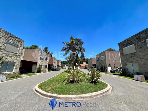 Imagen 4 de 17 de Departamento De Dos Ambientes En Venta - Tortuguitas - Condominio