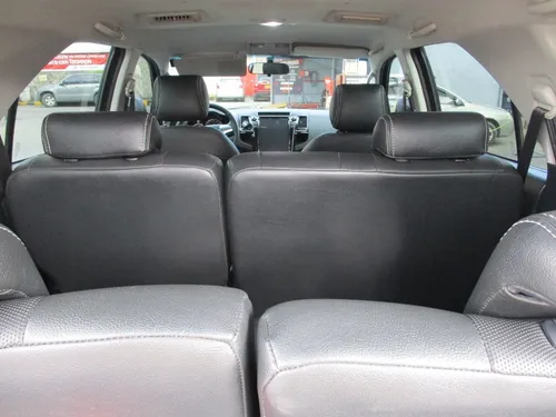 Toyota Fortuner Sr5 4x2 2700cc Mt Aa