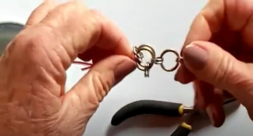 Imagen 2 de 6 de Video Tutorial ¦ Curso Tejido Medieval ¦ Collar Victoria