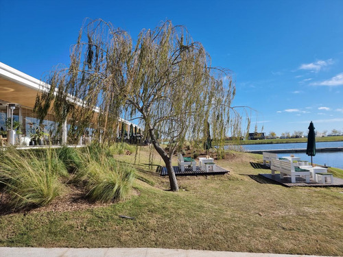 Puertos Escobar | Amarras - Lote Al Agua En Venta