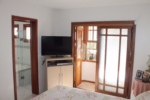 Casa Em Camaquã Com 4 Dormitórios - Lu265889