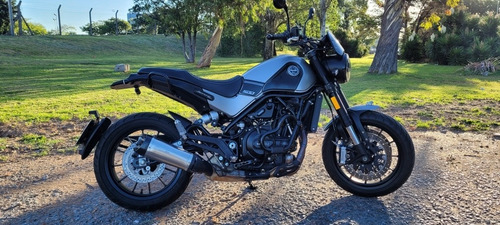 Imagen 18 de 20 de Benelli Leoncino 500