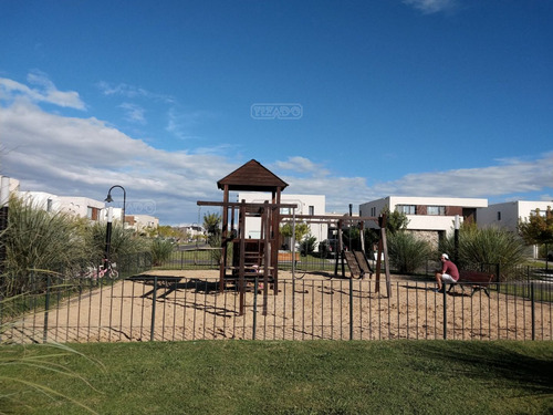 Casa En Venta Ubicado En Tipas, Nordelta