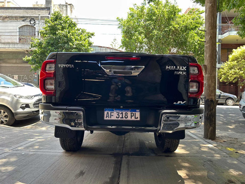 Imagen 14 de 21 de Toyota Hilux 2022 2.8 Cd Srx 204cv 4x2 At