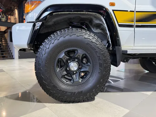Land Cruiser 70