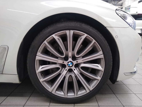Imagen 11 de 15 de Bmw Serie 7 2017 4.4 750lia Excellence At Agencia Credito!!