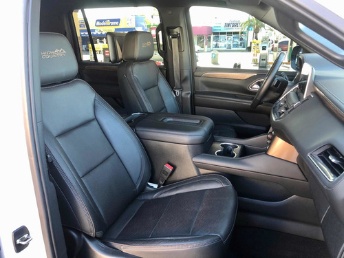 Imagen 11 de 14 de Chevrolet Suburban High Country