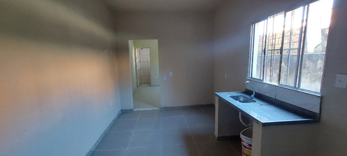 Vendo Casa Sobrado Com 3 Alugueis Sobrado Tem Tres Casas Todas Com Agua E Luz Independente Proximo A Tudo