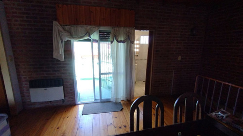 Casa 5 Amb En Venta En Villa Madero Con Pileta