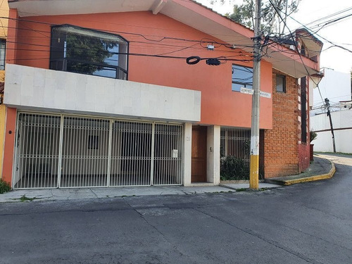 Imagen 1 de 10 de Hermosa Casa En Renta De 426 M2 En Lomas Quebradas