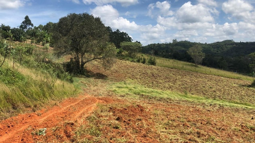 Imagem 8 de 12 de K.a - 20mil De Entrada 1km Do Asfalto Prox Atibaia