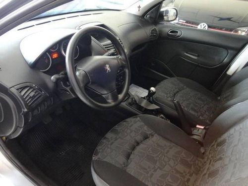 Imagem 5 de 8 de Peugeot 207 1.4 Xr 8v Flex 4p Manual