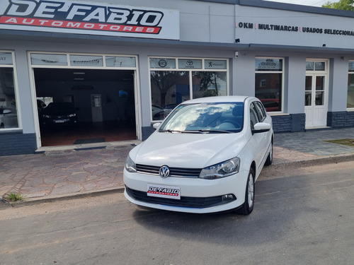 Volkswagen Voyage 1.6 Highline 101cv
