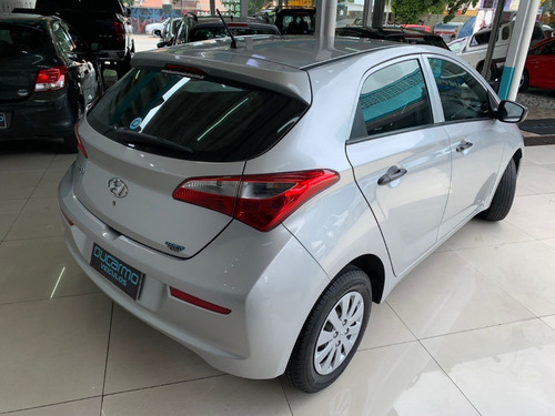 Imagem 3 de 12 de Hyundai Hb20 Confort 1.0 Flex 2018