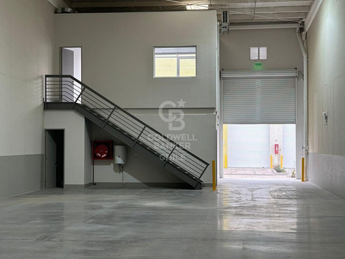 Bodega Con Oficinas Entrega Inmediata