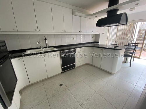 Imagen 4 de 10 de Townhouse En Venta En La Tahona