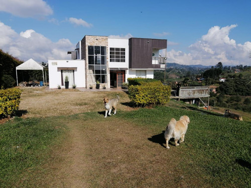 Encantadora Finca En Venta Marinilla