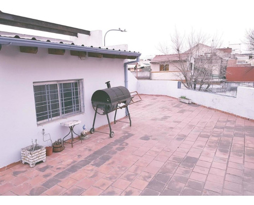 Imagen 10 de 13 de Tipo Casa 3 Ambientes Al Frente Con Terraza Propia