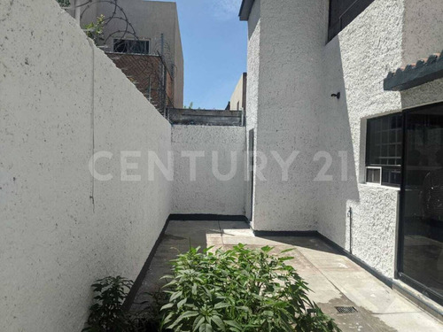 Imagen 9 de 16 de Venta De Casa Al Norte Cerca De Uach!!! Residencial Universidad!!!