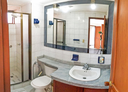 Imagen 21 de 27 de Apartamento En Venta, El Limonar, Sur