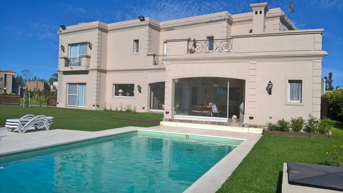 Casa En Venta Ubicado En El Encuentro, General Pacheco, Tigre