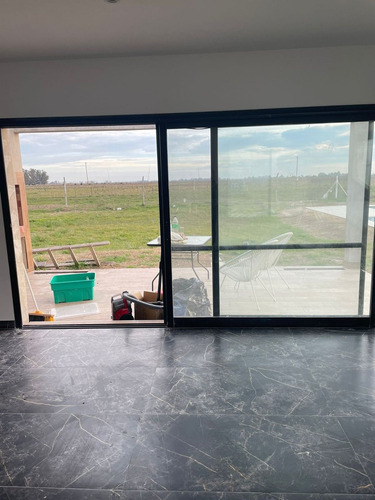 Venta Casa A Estrenar En Las Calandrias Brandsen