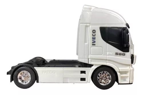 Miniatura Caminhão Brinquedo Infantil Iveco Tora De Madeira