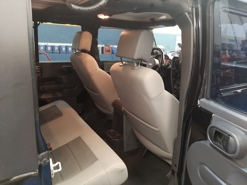 Jeep Wrangler Unlimited At 3.8 V6 2011