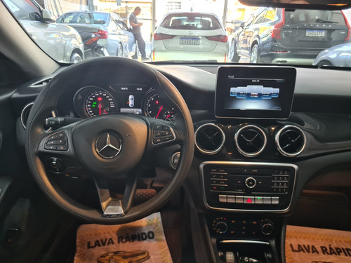 Mercedes-Benz Classe Cla 1.6 Turbo Flex 4p