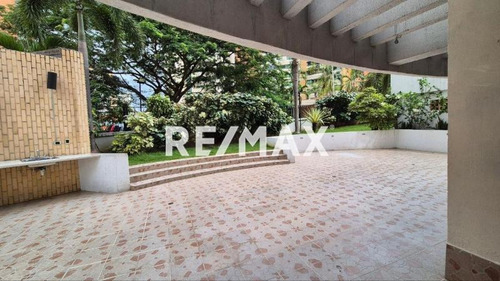Apartamento En Venta Valle Blanco Conjunto Residencial Estratosfera Valencia, Pozo De Agua, Planta 50%, Listo Para Habitar Es El Inmueble Ideal Para Invertir, Cerca De Colegios, Clinicas, Dapo