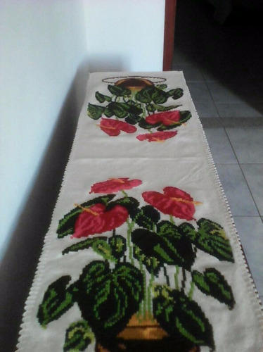 Caminho De Mesa Bordado Em Algodão Ponto Cruz E Crochê | Frete grátis Caminho De Mesa Bordado Em Algodão Ponto Cruz E Crochê | Frete grátis