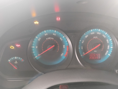 Chevrolet S10 2.4 Advantage Cab. Dupla 4x2 Flexpower 4p