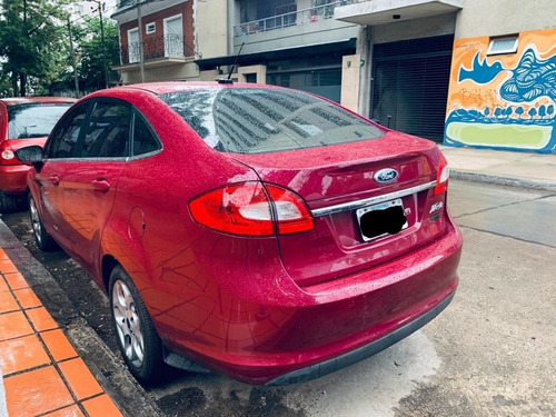 Ford Fiesta Kinetic Design 1.6 Design Sedan 120cv Trend Plus