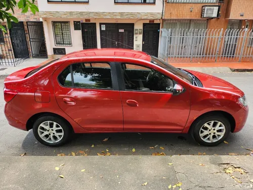 Renault Logan 1.6 Privilege / Intens