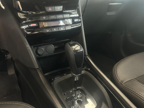Peugeot 2008 SPORT 1.6 THP TIPTRONIC