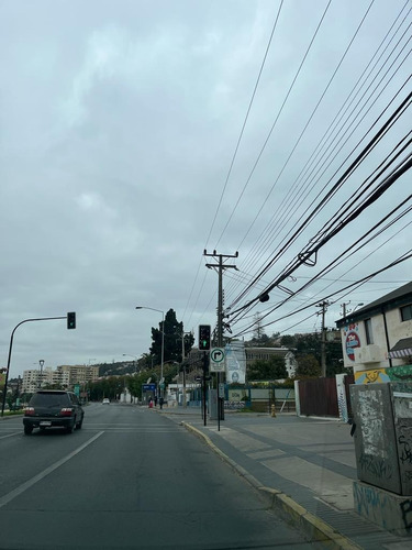 Imagen 25 de 25 de Álvarez. Pasos Duoc Uc Y Estación Metro Chorrillos.
