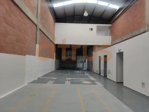 Bodegas En Arriendo Rionegro 643-7496877